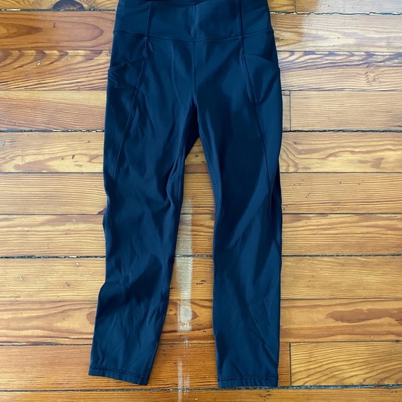 Black lululemon 23” leggings - Picture 1 of 6